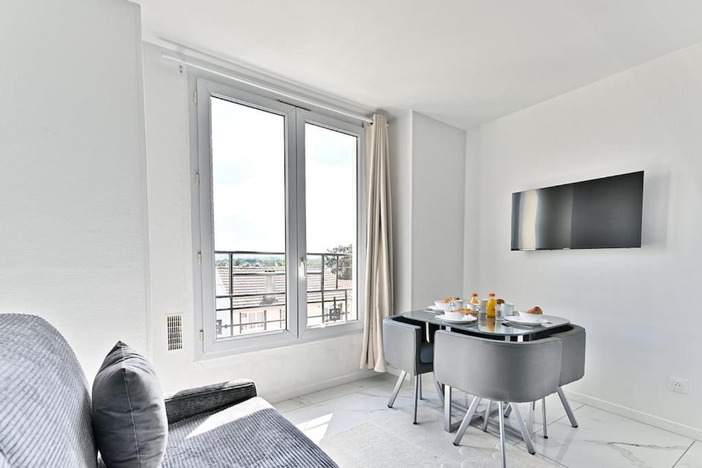Magnifique 2 Pieces Aux Portes De Paris Appartement